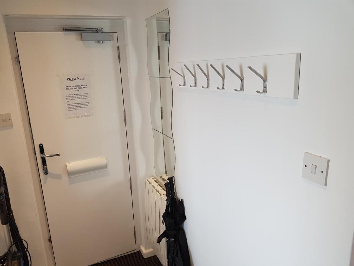 Bowness On Windermere, Lovely Apartment For 4 With Parking Exterior foto